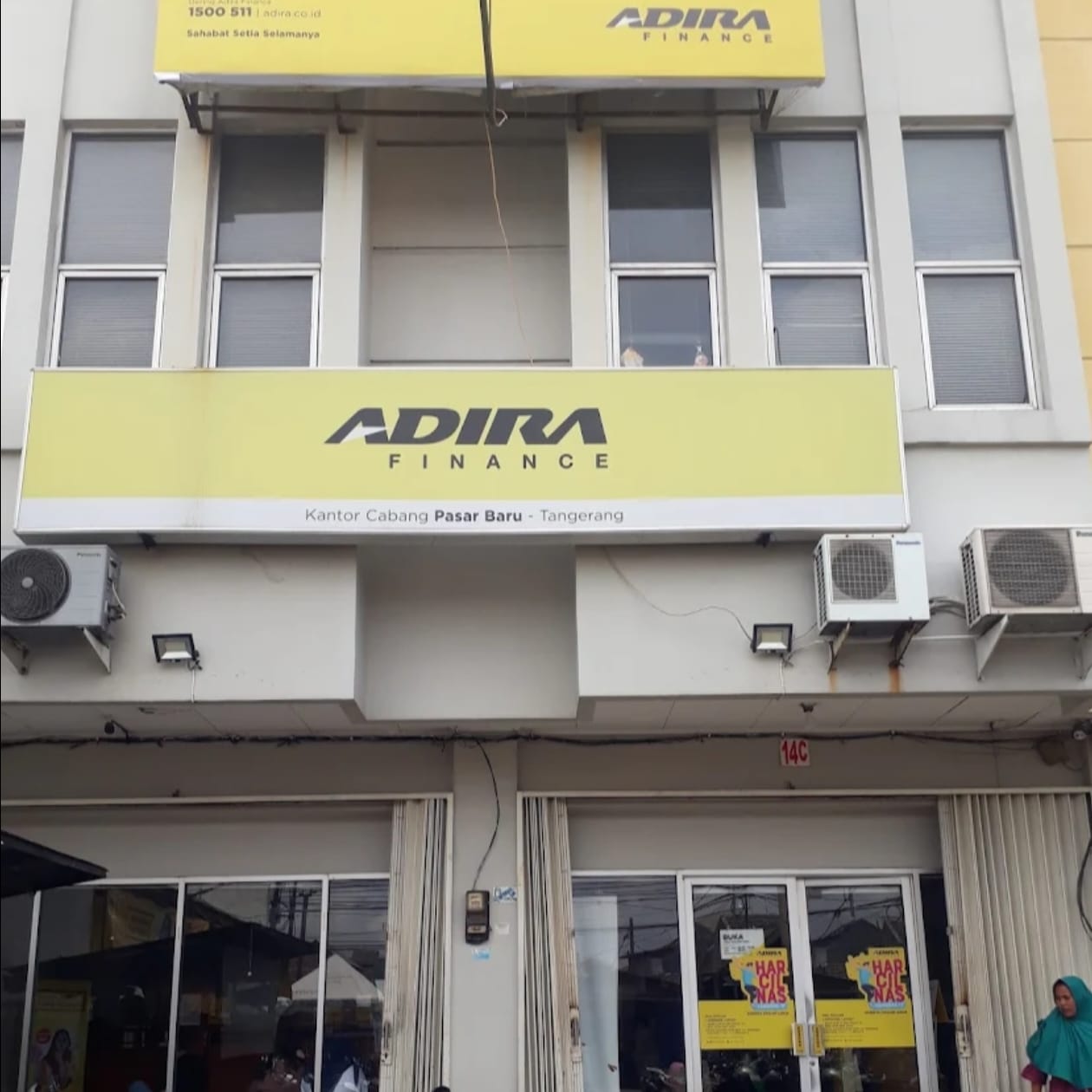 Adira Finance Pasar Baru
